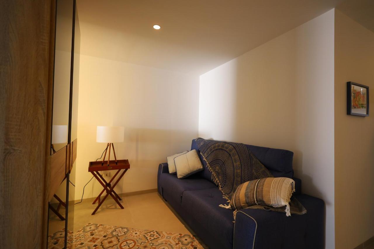 Villa Deluxe Lavanda Colinas Dehesa De With Heated Pool